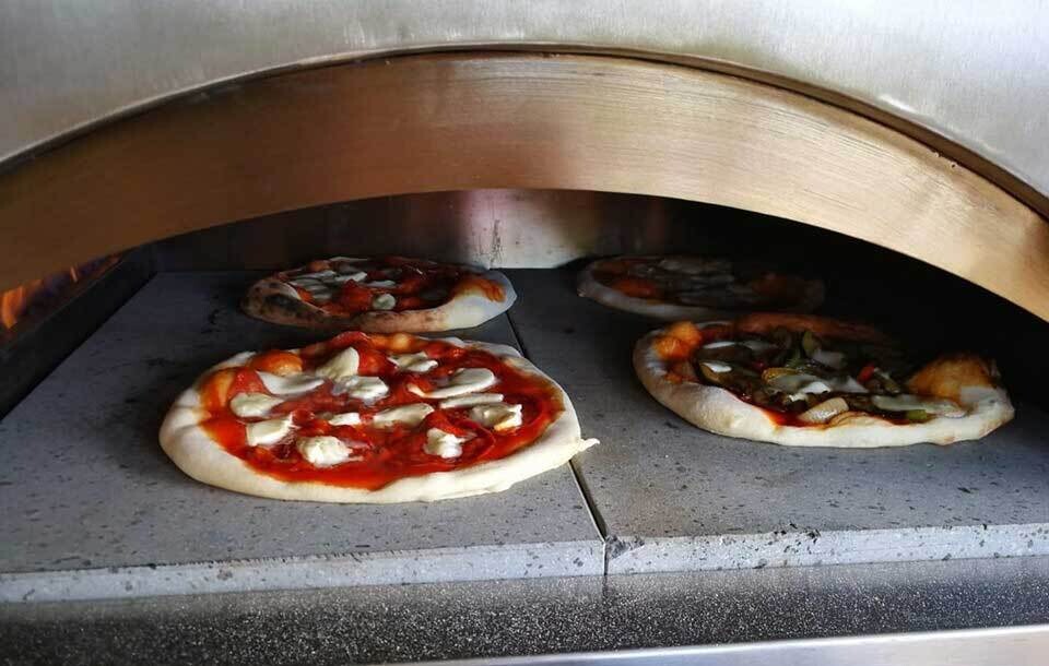 Pizzaoven Gas “Pizzaiolo” | Pizzaovens | Pizza Oven | Professionele Pizza Oven | Pizzasteen | RVS Oven | 4 Pizza | Italiaans | Buitenkeuken | Koken & Bakken | Keuken | Keukengerei