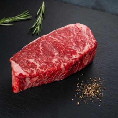 Quincey Legacy NY Strip Steak 10oz Quincey Legacy NY Strip Steak 10oz