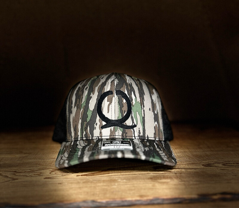 Quincey Cattle Mossy Oak Badlands Richardson - Snapback Trucker Cap