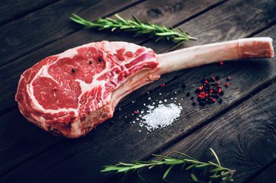 Tomahawk Steak 2.5-3.5 Pounds Tomahawk Steak 2.5-3.5 Pounds