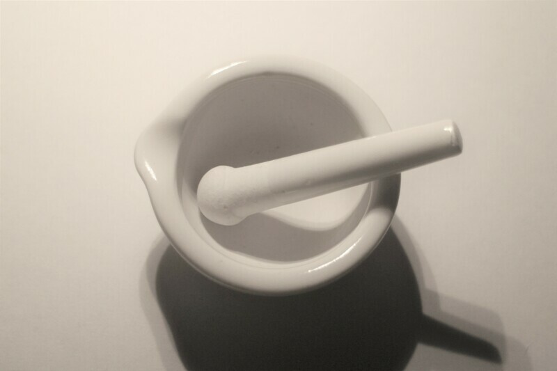 Mini pestle and mortar 5.5cm