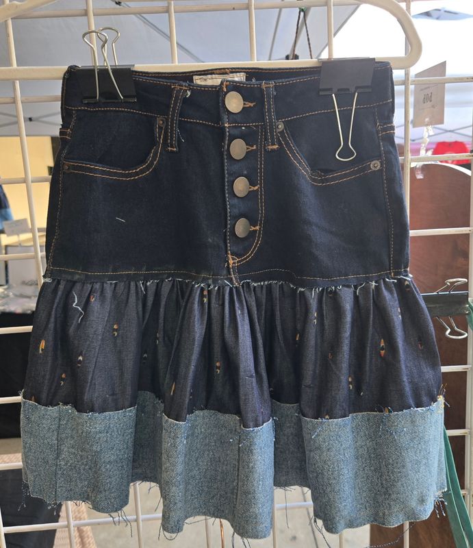 Boots on the ground XSmall button fly Western Skirt