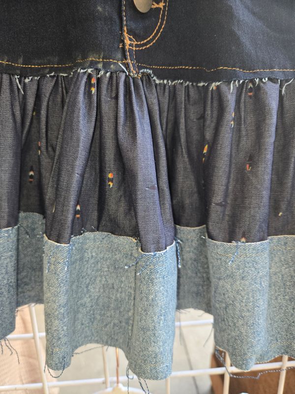 Boots on the ground XSmall button fly Western Skirt