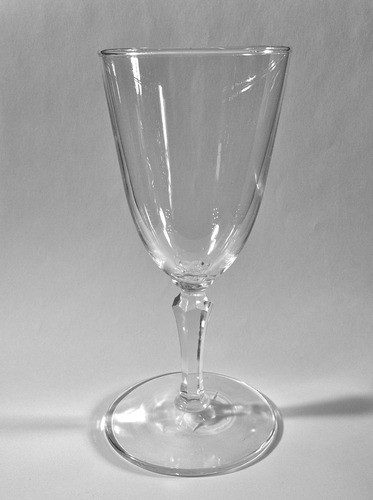 Goblet, Deep V-shaped Cut Crystal Stem 5.5 oz