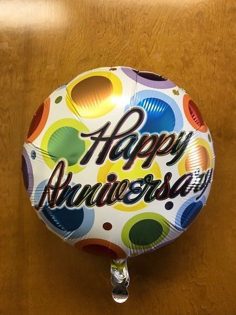 17" Anniversary Dancing Dots Foil Balloon