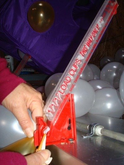 Quickie Balloon Clipper Tool