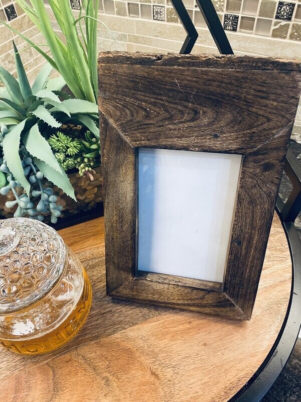 Live Edge High Top Wood Picture Frame