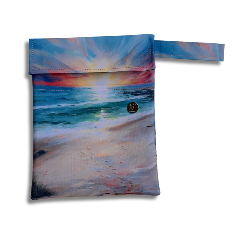 FUNDA PARA LIBROS ECO |LEYENDO EN LA PLAYA  | ANTIFLUIDO ACOLCHADA