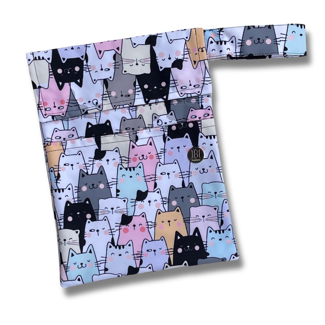 FUNDA PARA LIBROS GOLD |MICHIS | GATOS | LONA