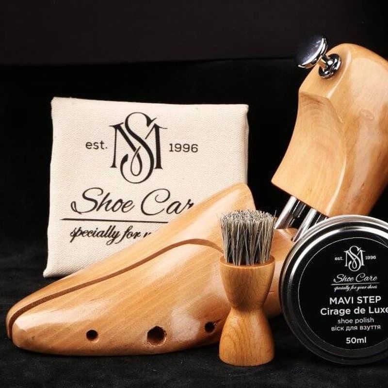 Brushes &amp; Applicators