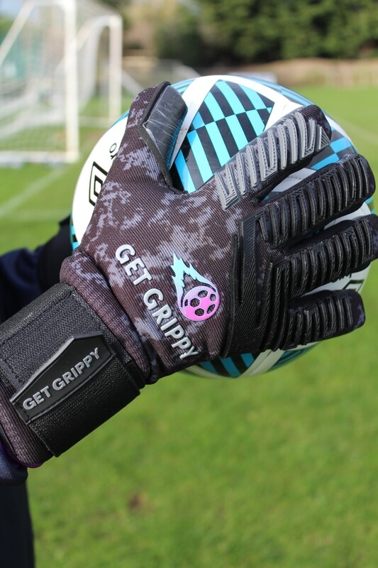 Football Keeper Gloves - Black Camo