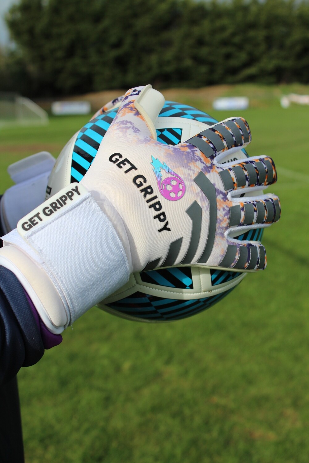 Football Keeper Gloves - White
