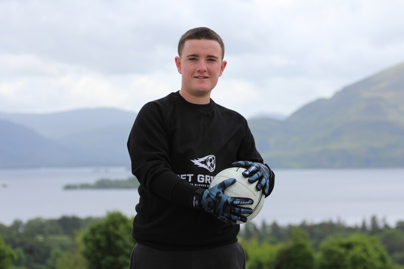 GAA gloves Black Camo