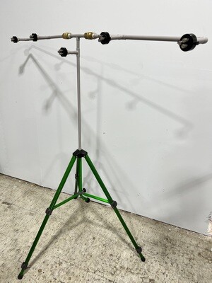 Misting stand with 5 caps Misting stand with 5 caps