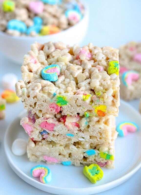 Lucky Charms Krispy Treats, Flavor: Lucky Krispy