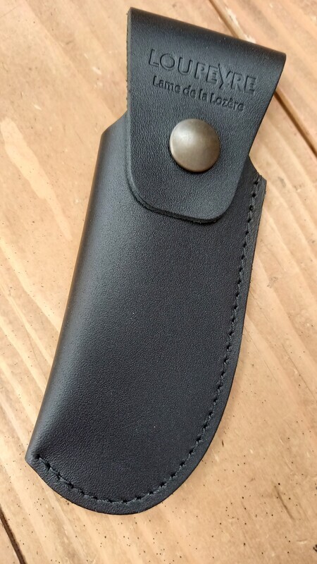 Etui offert pour l'achat d'un Lou Peyre