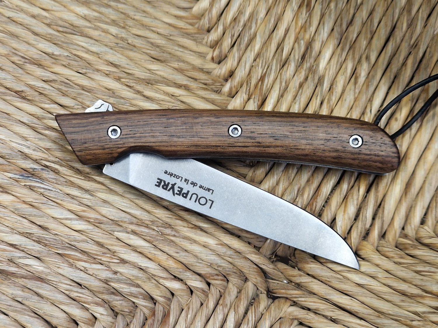 Noyer de Lozère/Lame en MA5/Droitier/GM