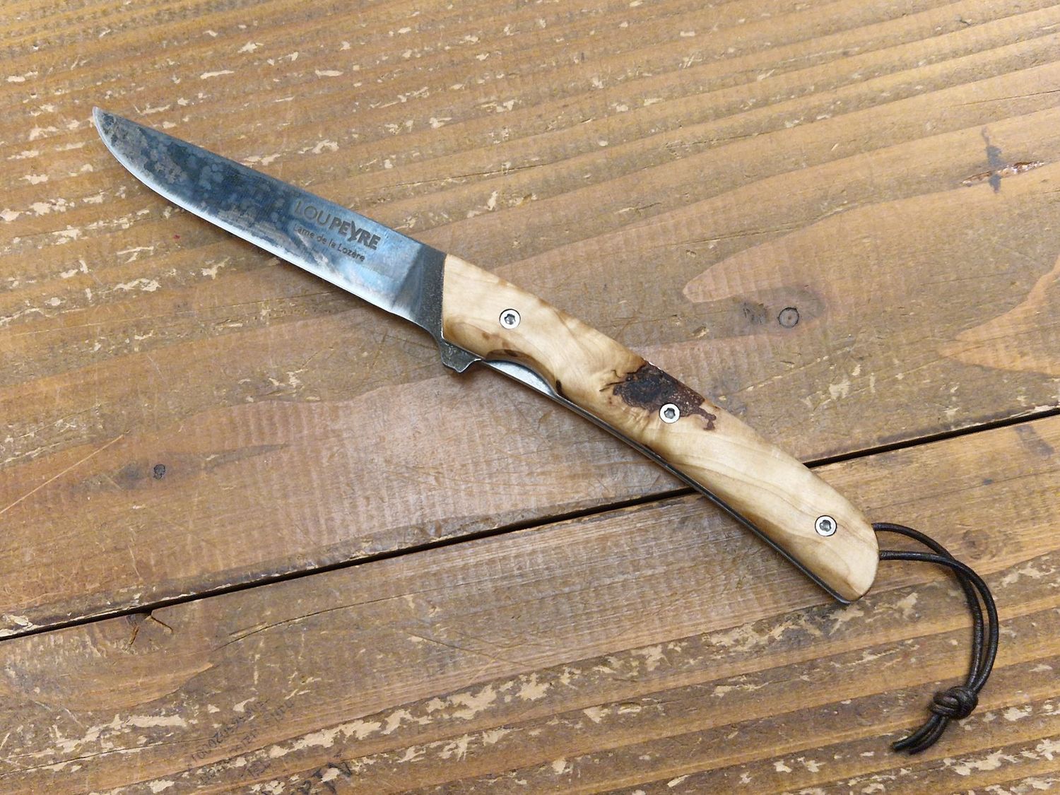 Loupe d'Erable d'Aumont/Lame en acier au carbone/Droitier/GM