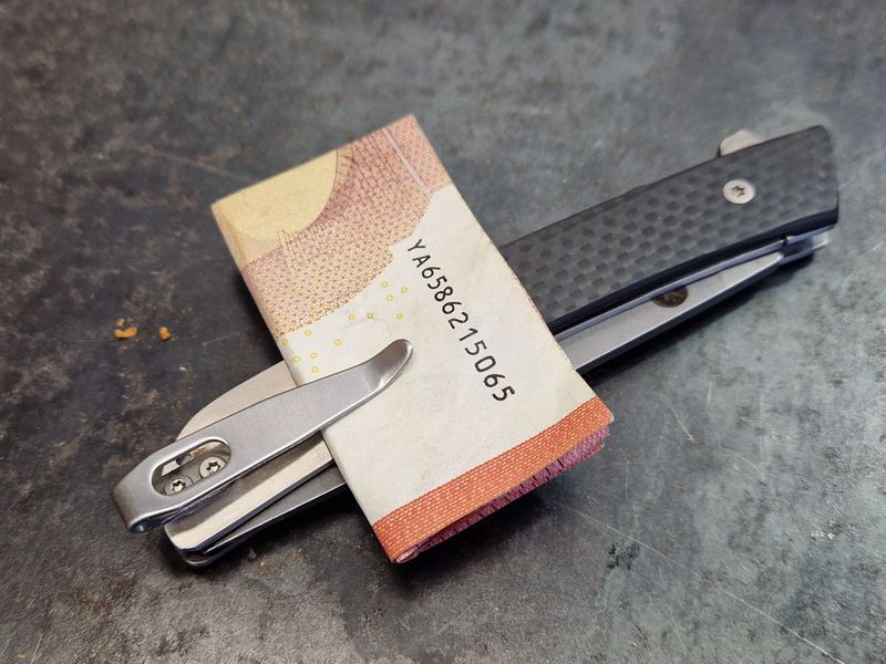 Fibre de carbone/Lame en MA5/Clip