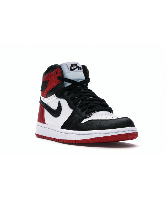 Jordan 1 Retro High Satin Black Toe