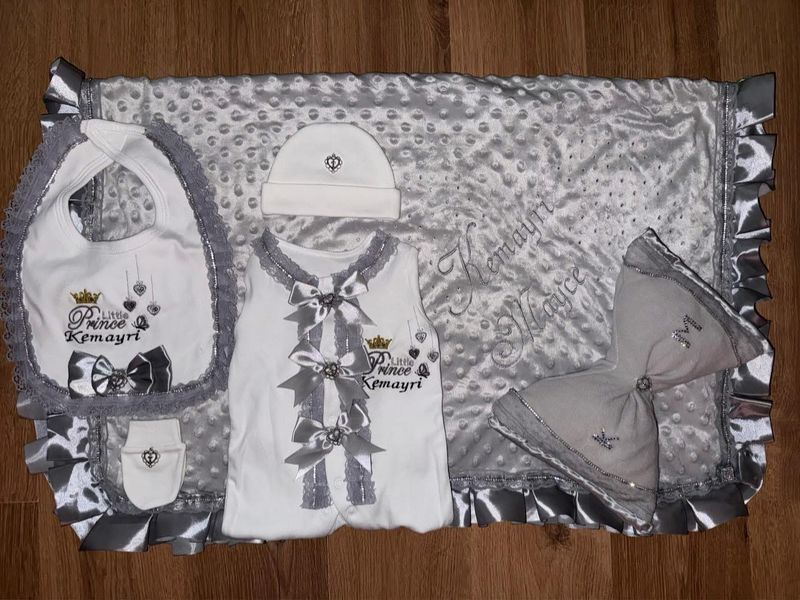 Prince Frill Set (it can Also Be Done For A Princess)