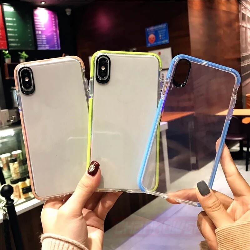 Cover transparente con borde de color