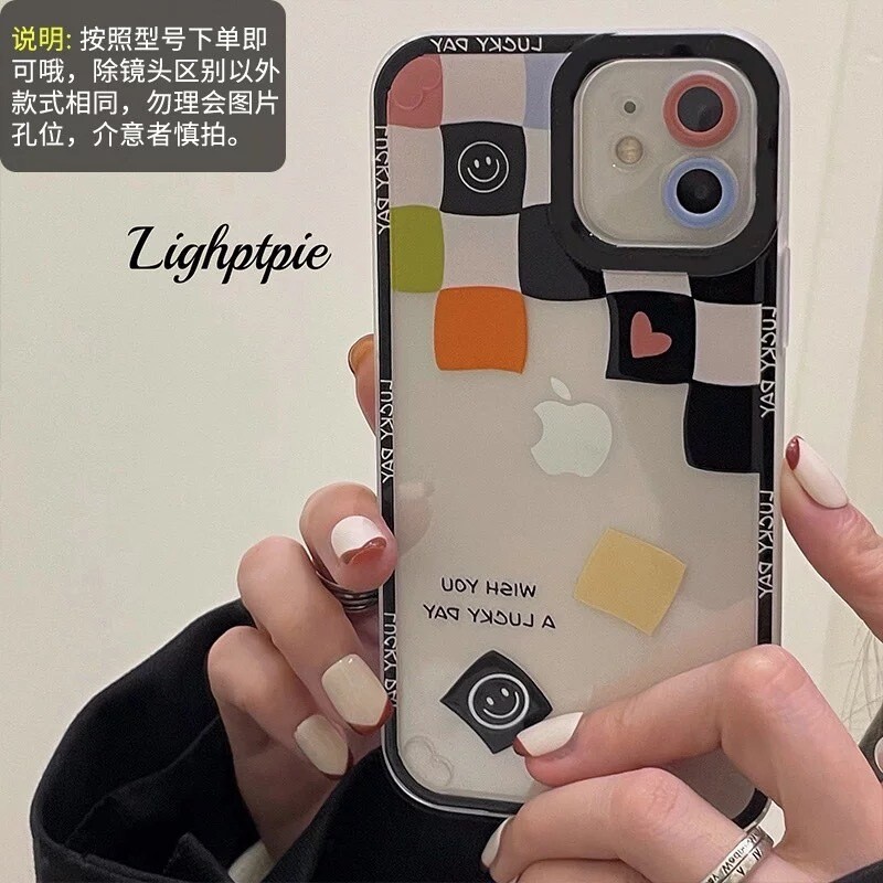 Cover transparent con detalles abstractos