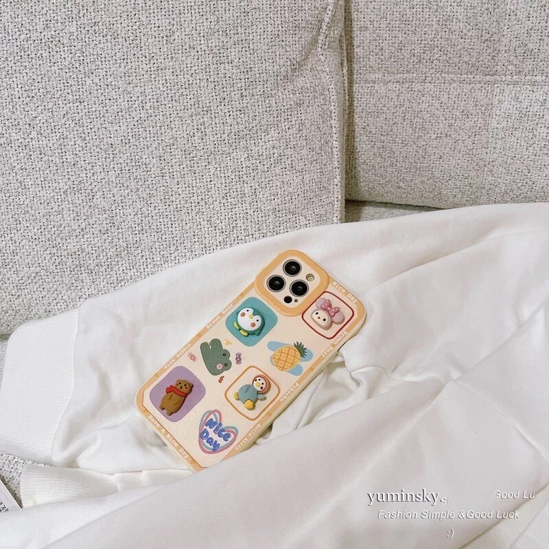 Cover con muñequitos 3D
