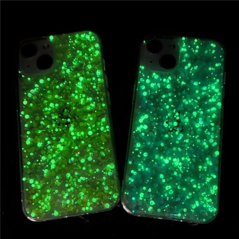 Cover con escarcha brillo en la oscuridad