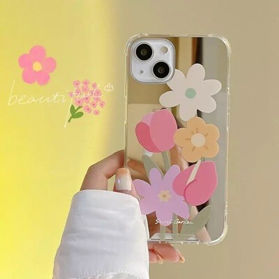 Cover de flores y espejo