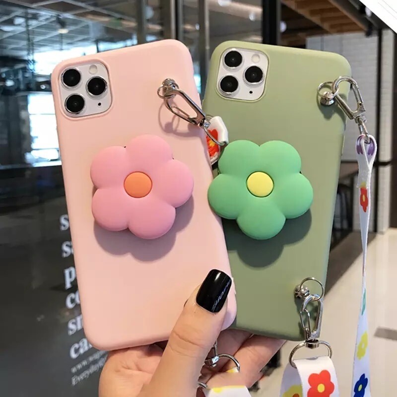 Cover con pop de flor y lanyard