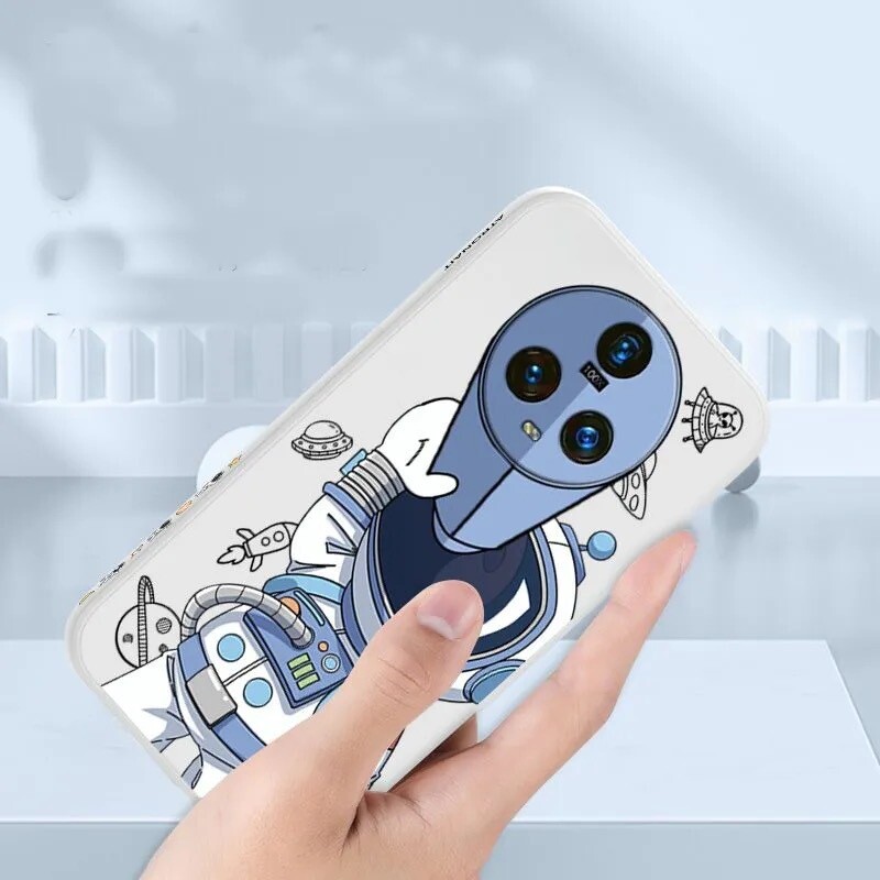 Cover con diseño de astronauta