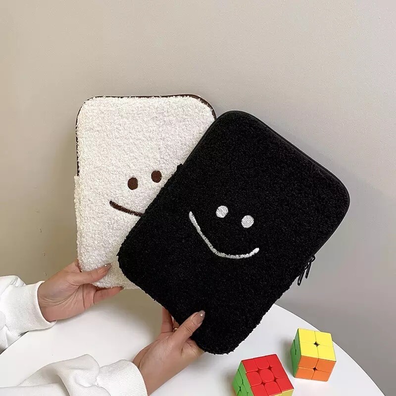Funda de peluche diseño smiley