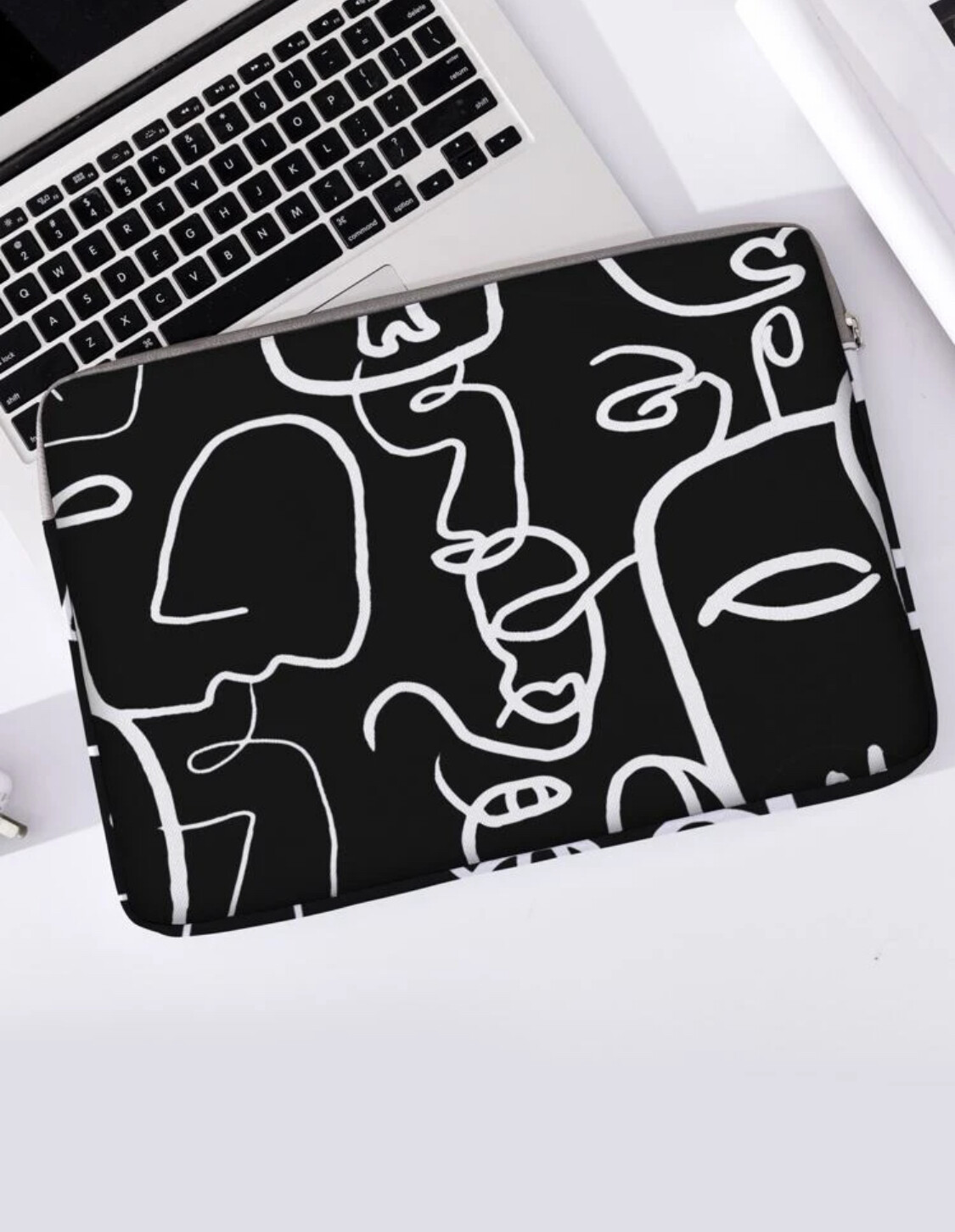 Funda de laptop diseño de caras