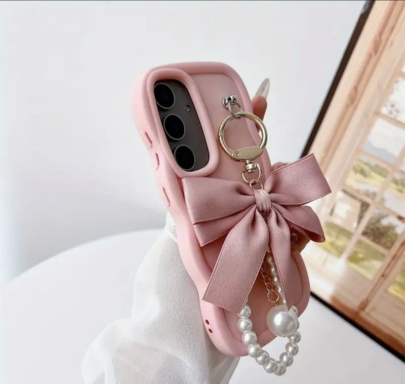 Cover con strap de perlas