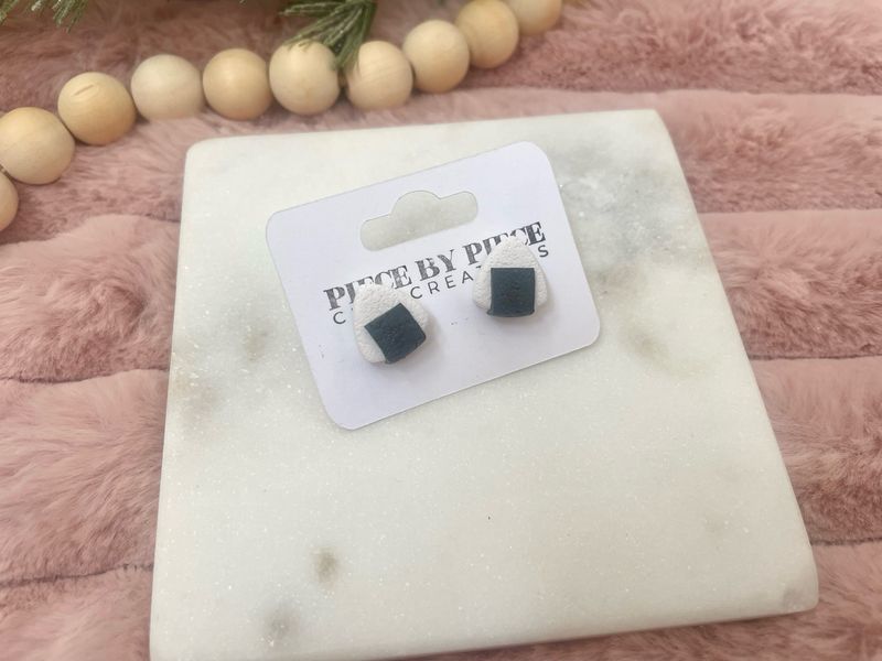 Onigiri Studs