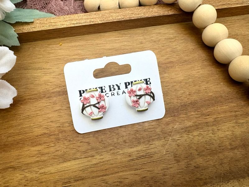 Sakura Lantern Studs