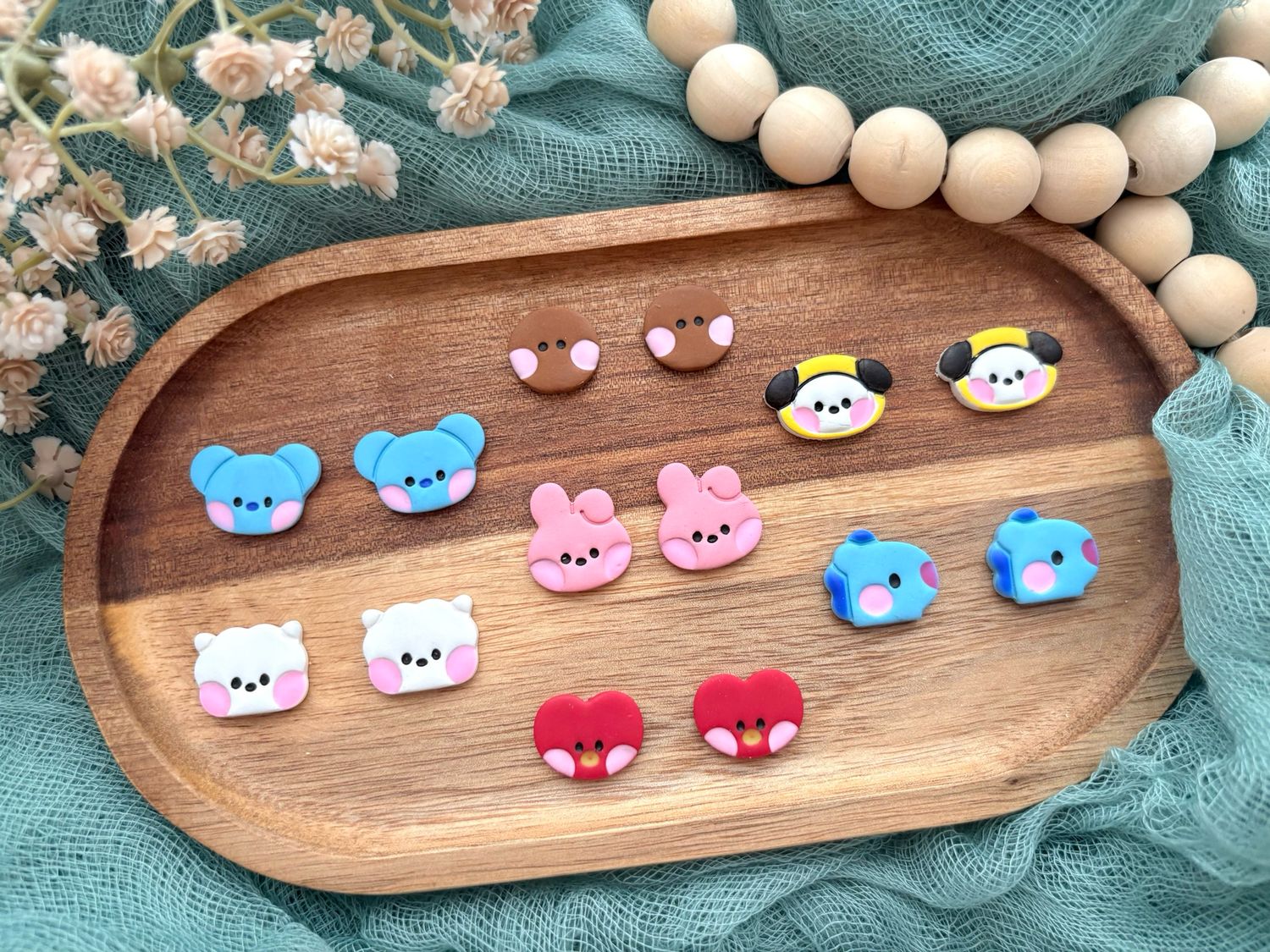 Kpop Character Studs