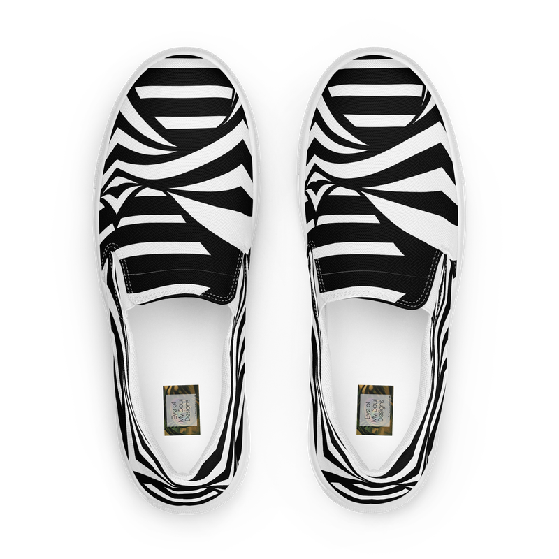 Classic Black and White Women’s slip-on canvas shoes