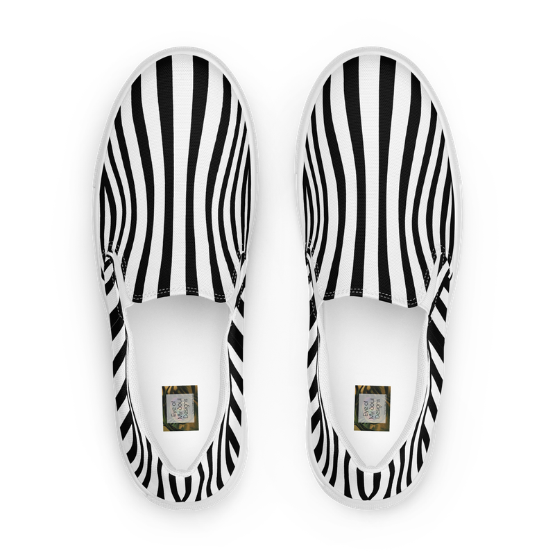 Classic Black and White Women’s slip-on canvas shoes