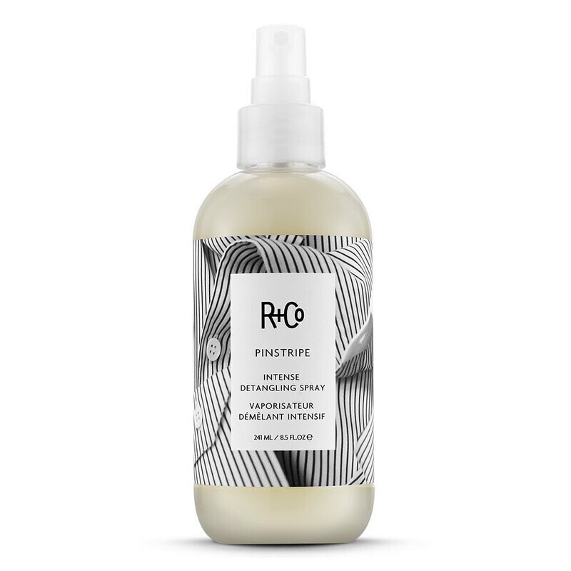Detangling spray conditioner