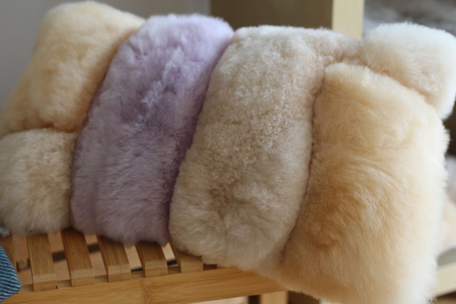 Premium Fellkissen / fur cushion MULTI