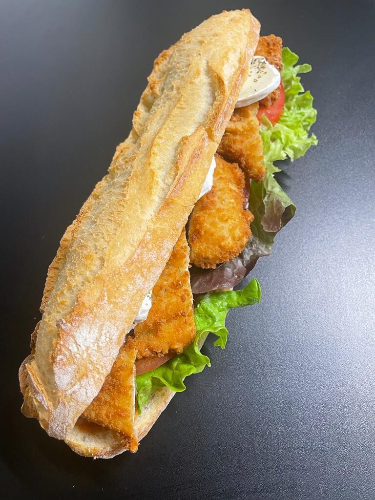 Sandwich poulet pané chèvre