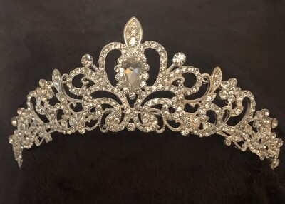 Silver Tiara crown crystals