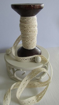 Cream Lace - 28mm
