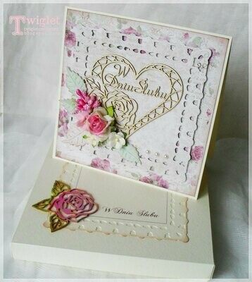 Heart With a Rose Chipboard
View All (2)