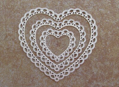 Scalloped Hearts Die Set
