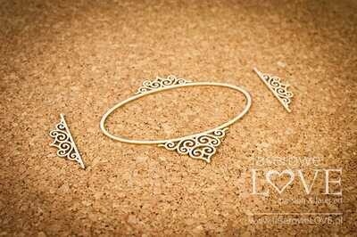Oval Frame with Ornaments Chipboard