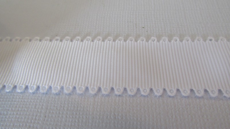 White Picot Edge 22mm