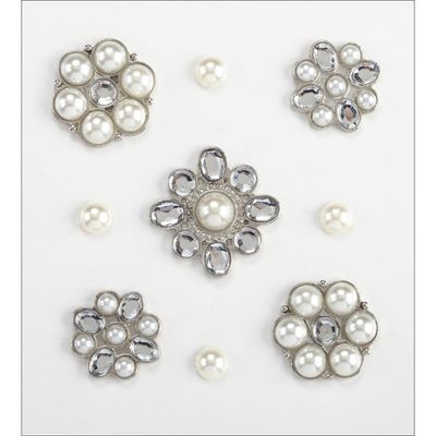 JOLEE&#39;S Boutique Dimensional Pearl and Gem Clusters
